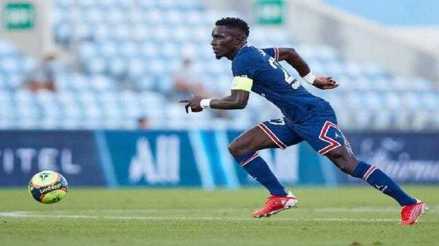 إدريسا جانا .. العالم يتضامن مع نجم السنغال ضد الاتحاد الفرنسي