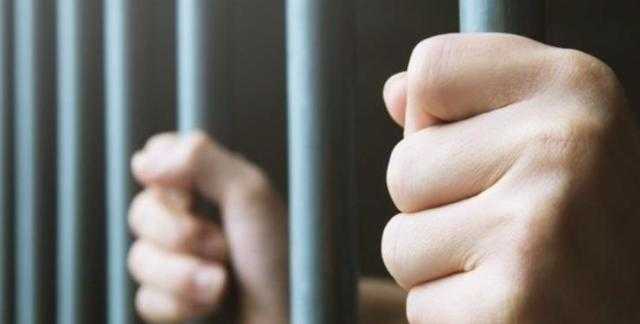 استولى على 3 ملايين جنيه.. التحقيق مع مستريح الفاكهة في سوهاج