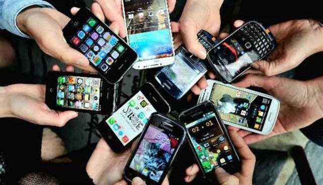 بنسبة تصل لـ55%.. تعرف على أسعار الهواتف المحمولة الجديدة - فيديو