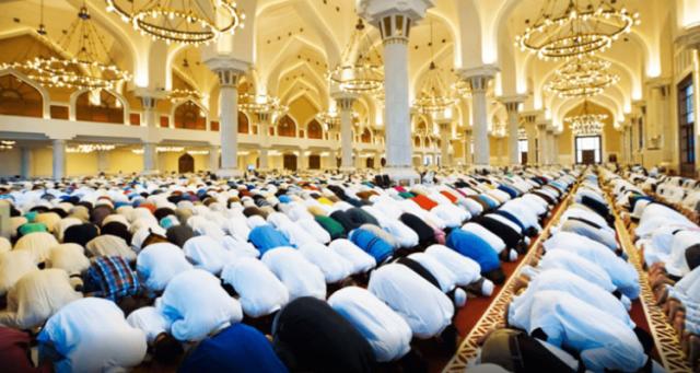 صلاة الجمعة 