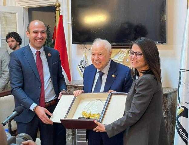 طلال أبو غزالة في جلسة حوارية بالتنسيقية: مصر ستكون سادس اقتصاد عالمي في 2030