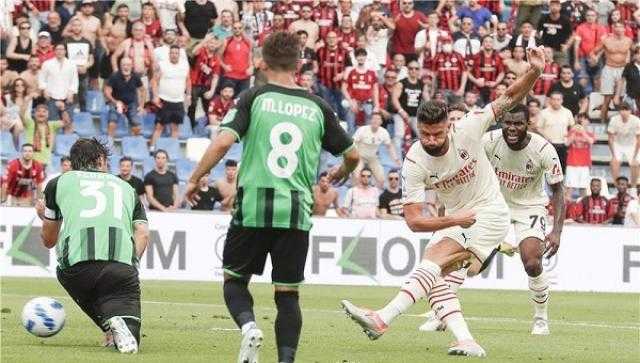 ميلان يتوج بلقب الدوري الإيطالي للمرة الـ 19 في تاريخه