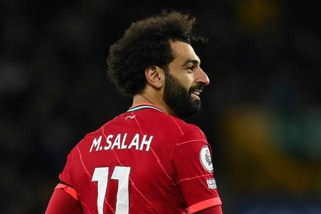 صحيفة إسبانية تفجر مفاجأة بشأن انتقال محمد صلاح إلى ريال مدريد