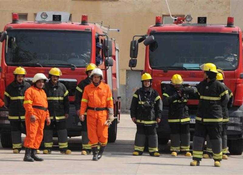 9 سيارات مطافئ للسيطرة على حريق بمخزن المراتب الإسفنجية فى المنوفية