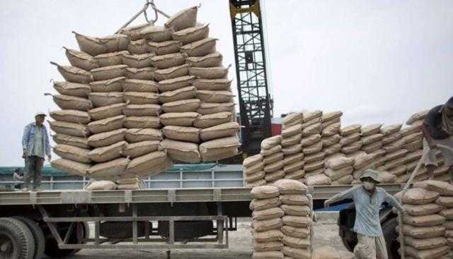 كيف تسبب الفحم في انخفاض سعر الأسمنت؟ رئيس الشعبة يُجيب