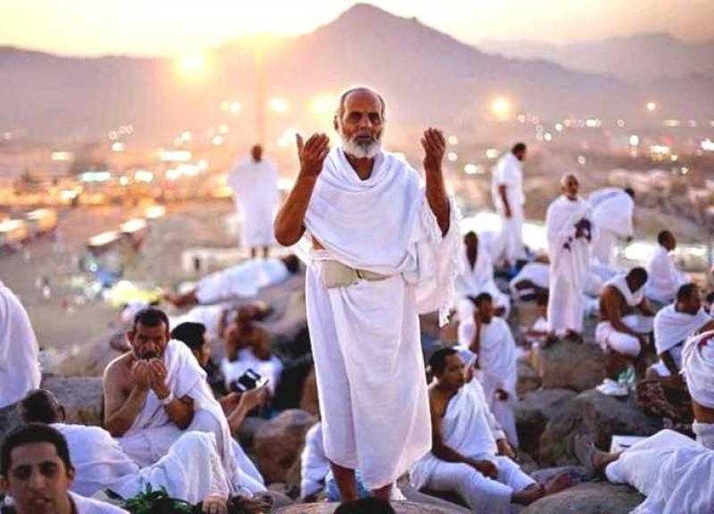 إجراء القرعة الإلكترونية لاختيار الفائزين بالحج السياحي.. الأحد المقبل