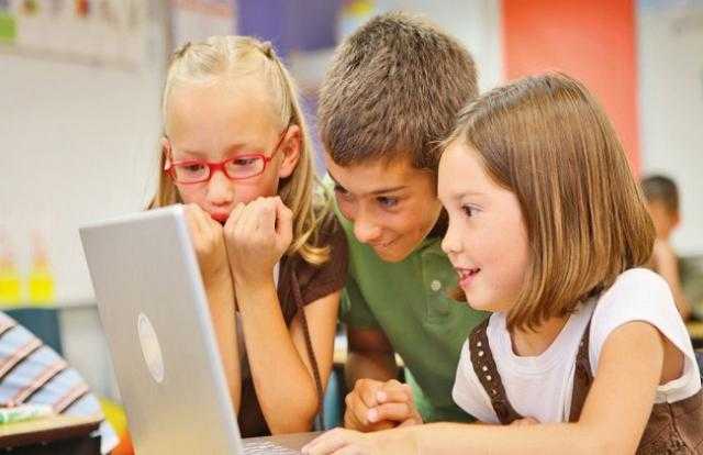 استشاري نفسي تحذر من خطورة الألعاب الإلكترونية على الأطفال: تصل للإدمان «فيديو»