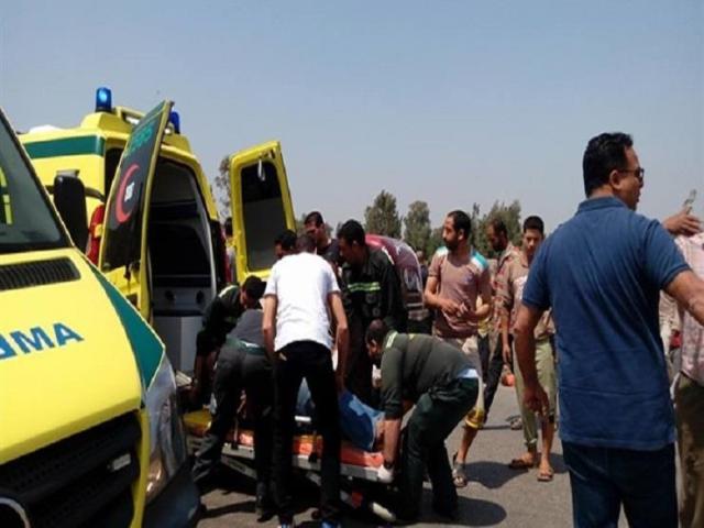 إصابة 13 طالب في حادث تصادم سيارة بكفر الشيخ