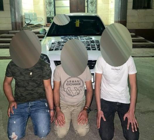 ضبط 3 متهمين بحوزتهم 3.5 كيلو حشيش في مدينة الشروق