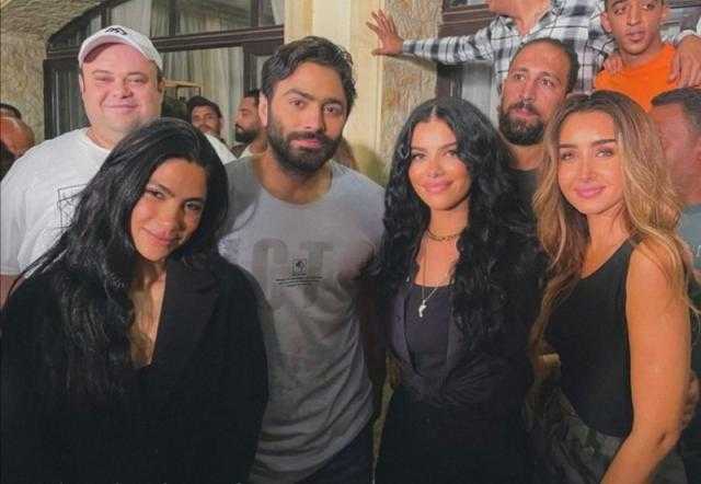 شاهد.. هدى المفتي تودع لوكيشن تصوير فيلم «بحبك»