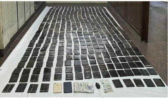 حبس تاجرين مخدرات بحوزتهما 410 طرب حشيش 4 أيام في الإسكندرية