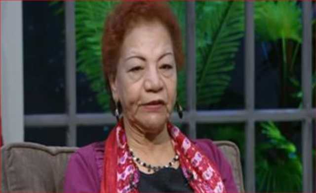 سلوى بكر: «ليه نعلم الأطفال القرآن».. ونشطاء: «عشان لما يكبروا ميبقوش زيك»