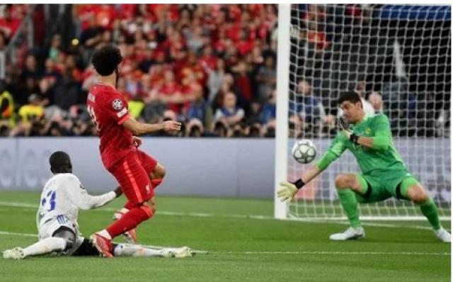 ميدو يكشف سر تألق كورتوا أمام محمد صلاح في نهائي دوري أبطال أوروبا