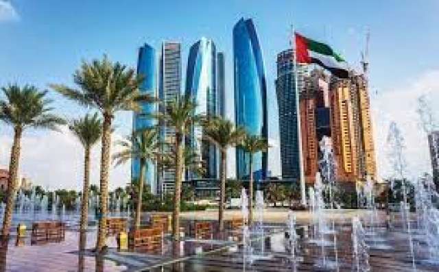 الأمارات تخصص 10 مليار دولار للاستثمار بمصر والأردن