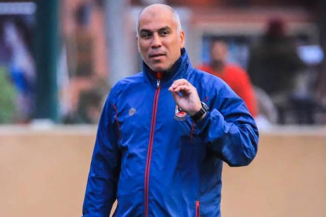محمد يوسف مدرب الأهلي السابق 