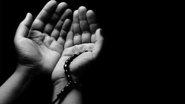 أنا في كرب شديد فما الدعاء الذي يبشرني بالفرج القريب؟.. الإفتاء تجيب