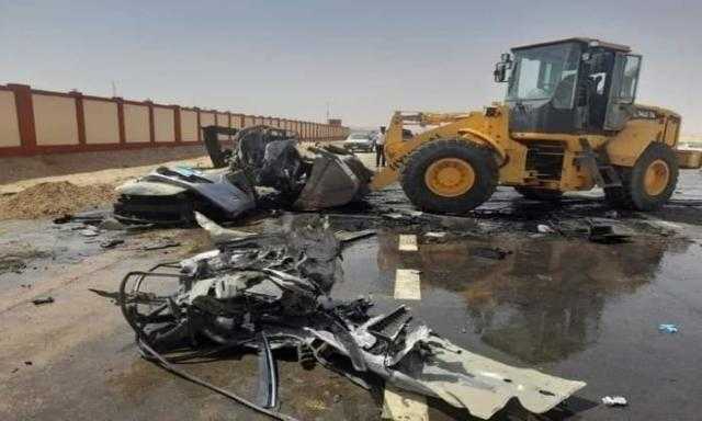 التصريح بدفن 4 ضحايا حادث تصادم تريلا وملاكي بطريق الواحات