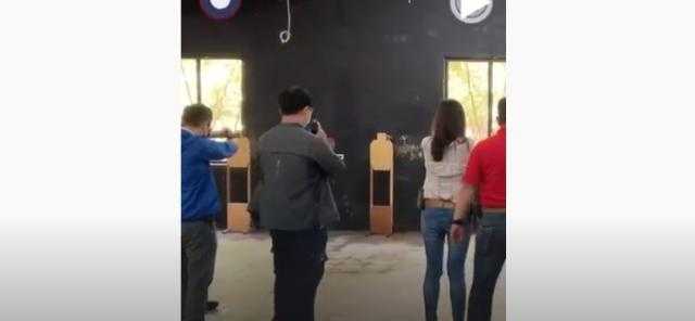 شاهد | نساء تايوانات يتدربن على حمل السلاح استعدادًا للصين