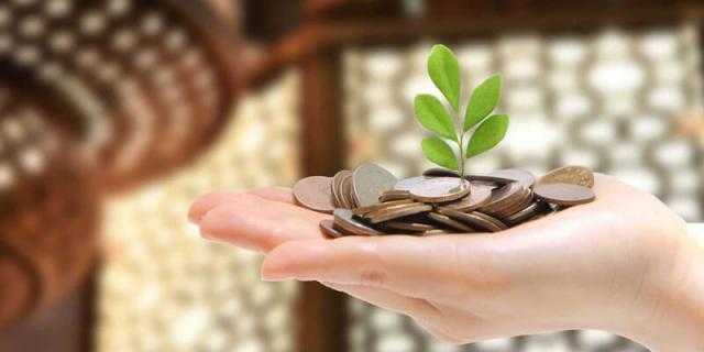 هل يجوز إعطاء زكاة مالي لزوجي .. الإفتاء تجيب .. «فيديو»