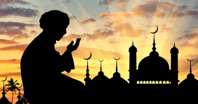 نشرة «مصر 2030» الدينية| إقبال تاريخي على رواق الأزهر.. حكم استمناء المرأة لزوجها.. والحيوان الذي كرّمه الله في القرآن