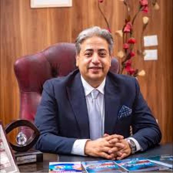 الدكتور إيهاب سعد عثمان