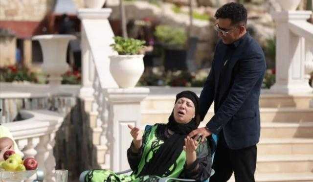 بصور من الكواليس..انتصار تستعيد ذكريات «توبة»