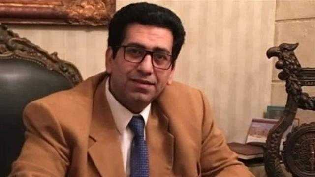 خبير اقتصادي: 10% زيادة متوقعة بأسعار السلع المستوردة بعد رفع الدولار الجمركي