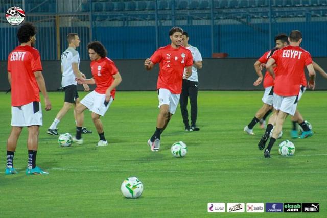 شاهد.. أول ظهور لزوجة نجم منتخب مصر بعد انضمامه لمعسكر الفراعنة