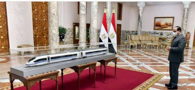 مشروع أول خط قطار سريع