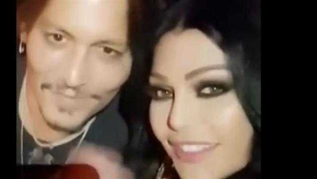 هيفاء وهبي تهنئ جوني ديب بعد انتصاره على آمبر هيرد