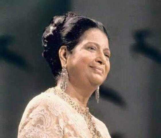 فيديو| ناصر دويدار يتراجع عن إساءته لـ«أم كلثوم»: خانني التعبير