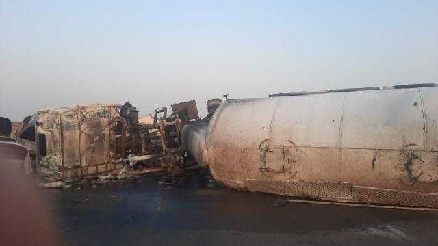 مصرع وإصابة 6 أشخاص في انقلاب لوري نقل بترول بمحور روض الفرج