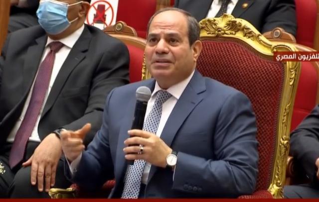 السيسي: «مش هنخلي مريض يتألم ويعاني في بيته واحنا قاعدين» - فيديو