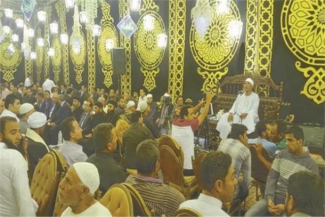 قراءة القرآن في المآتم