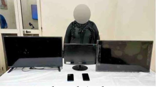 ضبط ربة منزل تسرق المنازل بأسلوب كسر الأبواب بقصر النيل