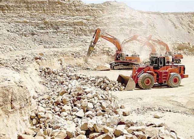 اكتشاف تعديني ضخم بالوادي الجديد لإنتاج خام الفوسفات.. تفاصيل