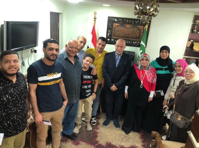 النائب حازم الجندى يكرم 10 فائزين في مسابقة للوعى بمحافظة الغربية