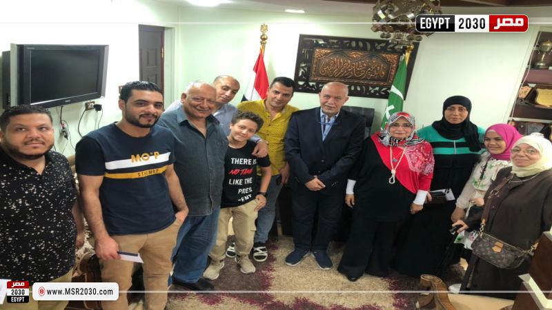 النائب حازم الجندى يكرم 10 فائزين في مسابقة للوعى بمحافظة الغربية