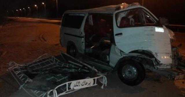 إصابة 7 أشخاص في حادث تصادم سيارتين بالشيخ زايد