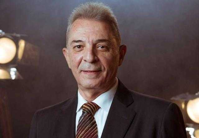 شاهد | محمود حميدة يعكف على تصوير مشاهده في «مطرح مطروح»
