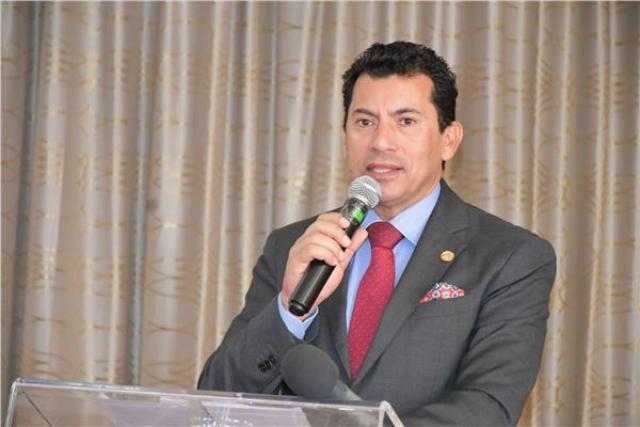 وزير الرياضة يكشف عن مفاجأة سارة لمحمد صلاح «فيديو»