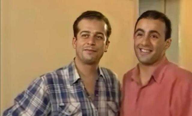 «صندوق الذكريات».. ظهور نادر لـ شريف منير برفقة أحمد السقا