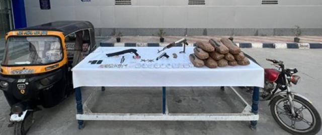 ضبط 4 عناصر إجرامية بحوزتهم أسلحة ومخدرات بدمياط