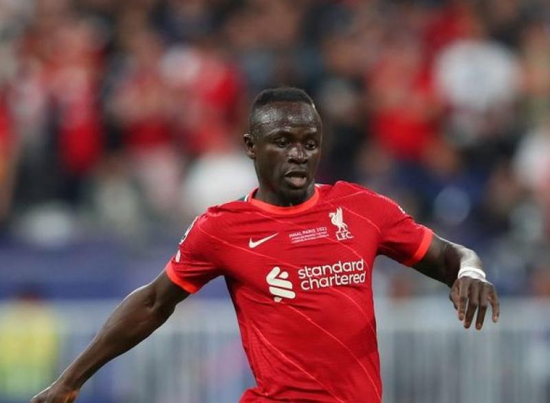 سر خفي وراء رفض ماني عرض مانشستر يونايتد