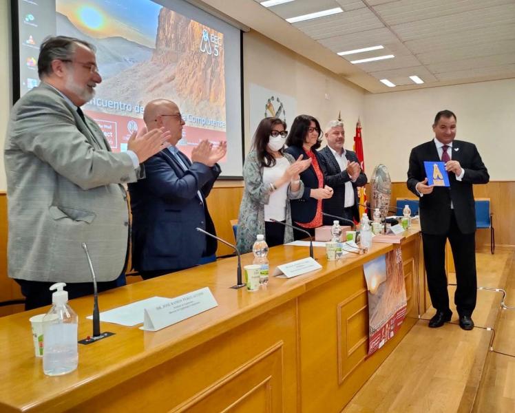 أثناء المؤتمر العلمي للآثار