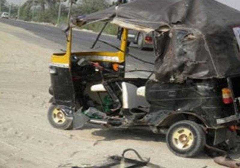 إصابة 5 أشخاص في حادث انقلاب «توك توك» بسوهاج