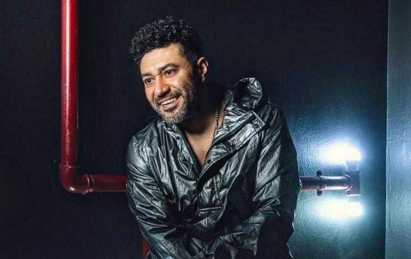 محمد عز يستعد لطرح أغنية «مقدر انهيارك» - فيديو