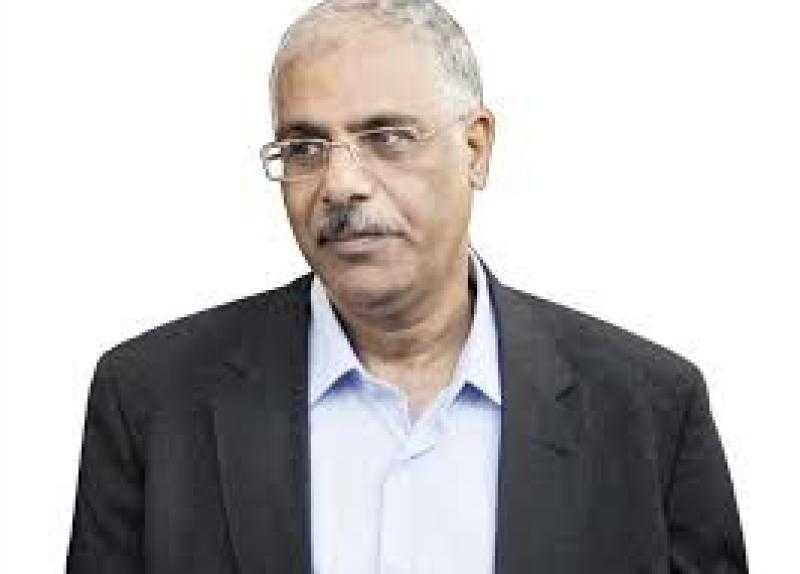 ناقد رياضي يكشف عن قرارات مرتقبة بشأن مستقبل اتحاد الكرة