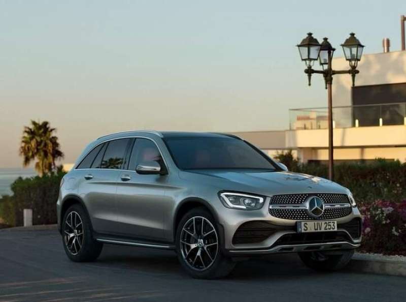 مرسيدس GLC 300 موديل 2022