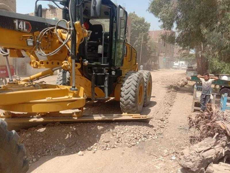 استجابة سريعة لشكوى أحد المواطنين .. إصلاح طريق العطيات العزب الحراجية بدشنا